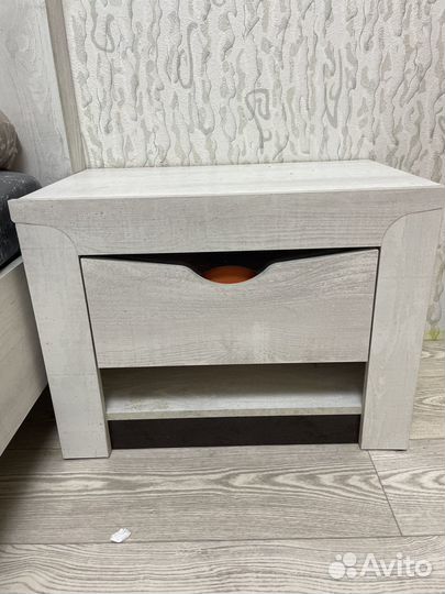 Прикроватная тумба