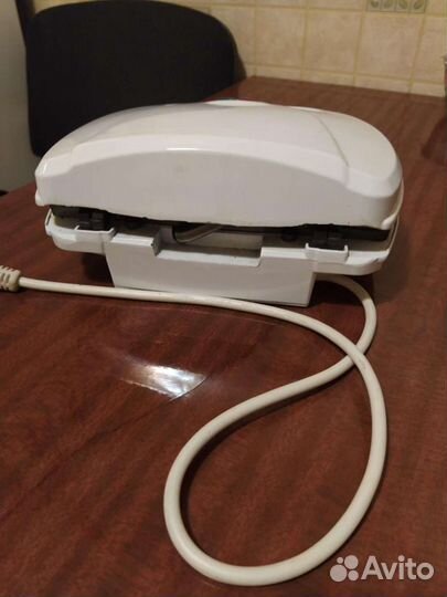 Вафельница (крендельница )