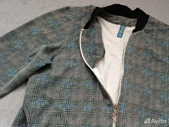 Кофта на замке женская бомбер 42-44