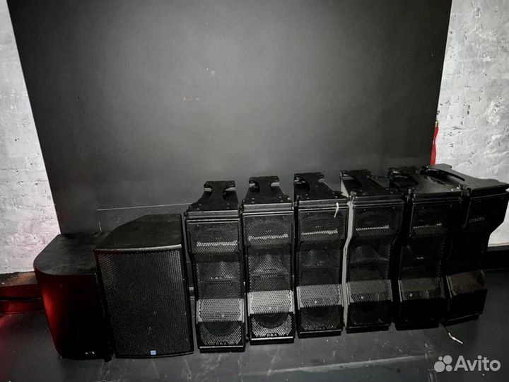 Комплект звукового оборудования