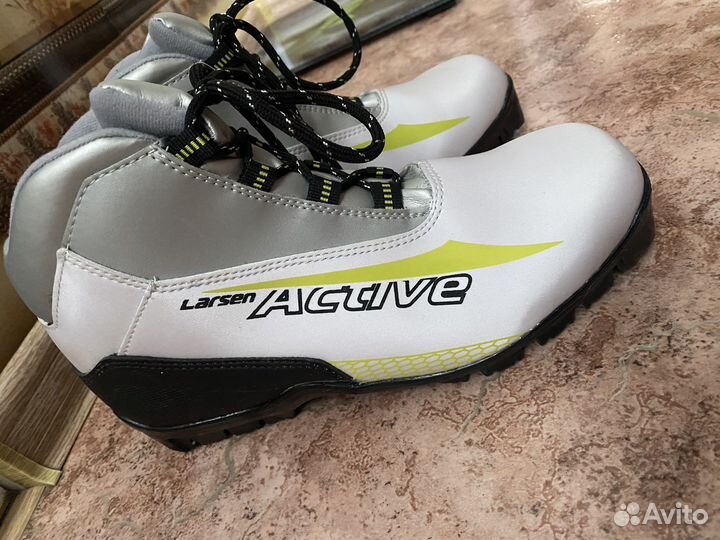 Лыжные ботинки 40 размер