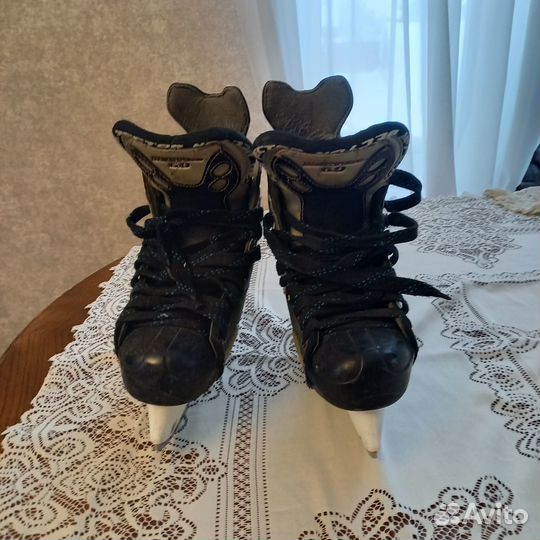 Коньки хоккейные 40 -41 размер б/у