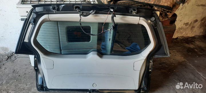 Дверь на mitsubishi outlander