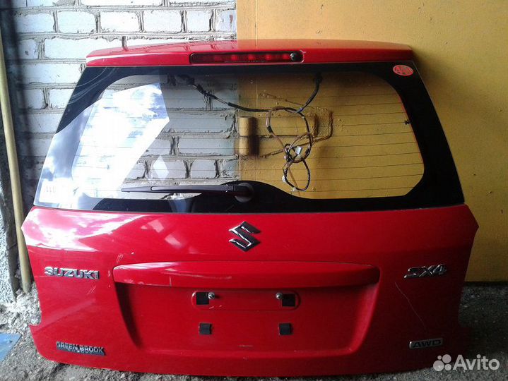 Suzuki Sx4 крышка багажника хэтч красная 2006-2013