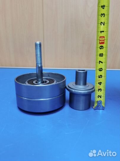 Ролик паразитный JCB 320/08921