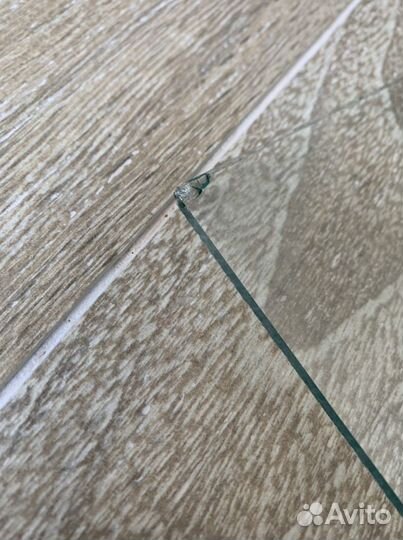 Стеклянные полки две шт (без креплений)