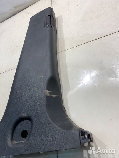 Обшивка стойки (передняя, правая) (Hyundai ix55)