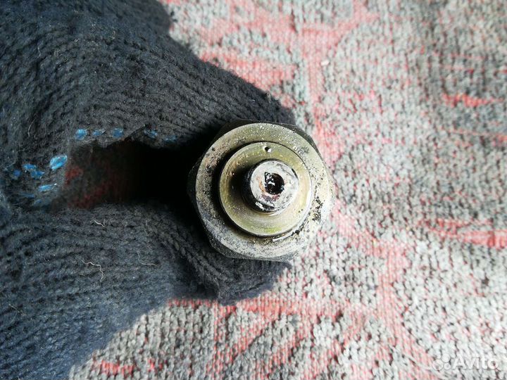 Датчик хладагента Мерседес W210