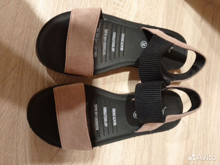 Босоножки на девочку