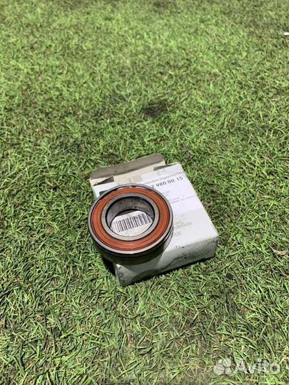 Подшипник полуоси передний Mercedes-Benz W222 2016