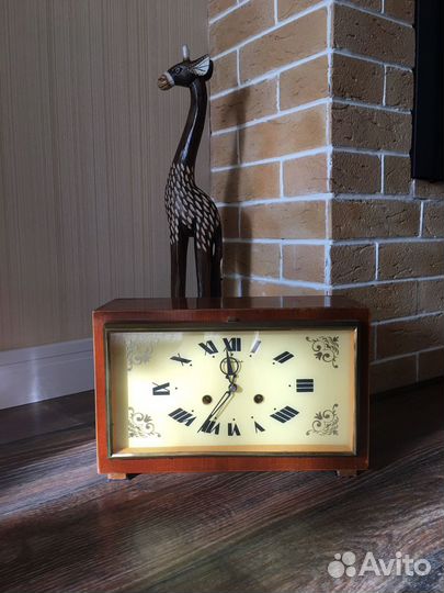 Настольные часы