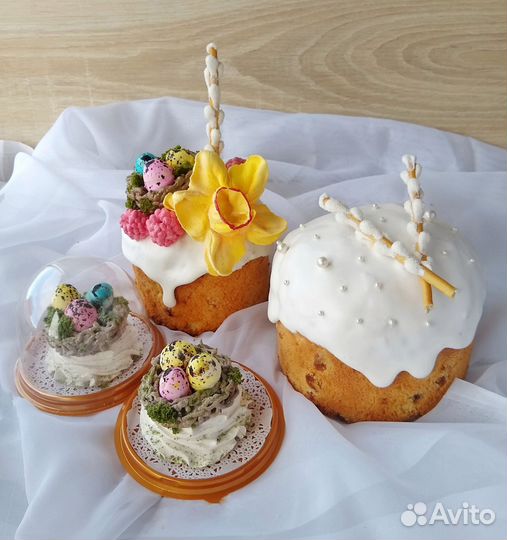 Кулич с зефирными цветами