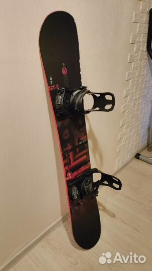 Сноуборд Nidecker Play с креплениями