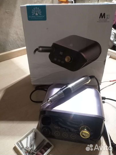 Машинка для аппаратного маникюра