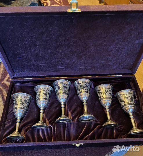 Серебренные рюмки