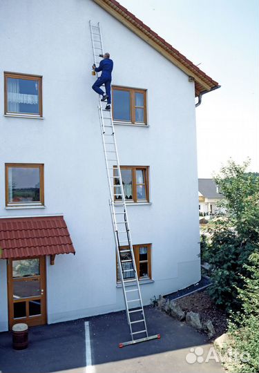 Аренда строительных лесов, вышек тур, лестниц
