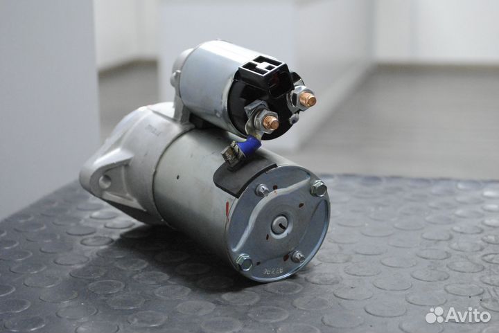 Стартер Hyundai Grand Starex 2.5 CRDi новый