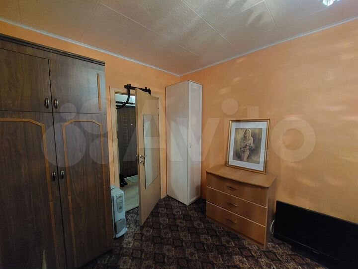 2-к. квартира, 48 м², 9/9 эт.