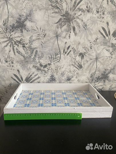 Поднос, столик для завтрака