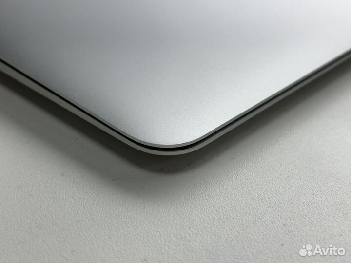MacBook Air 13 2015 i5/4GB/128SSD (гарантия)