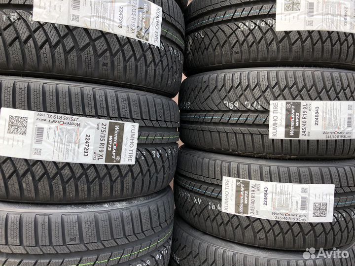 Kumho WinterCraft WP72 245/40 R19 и 275/35 R19 100V