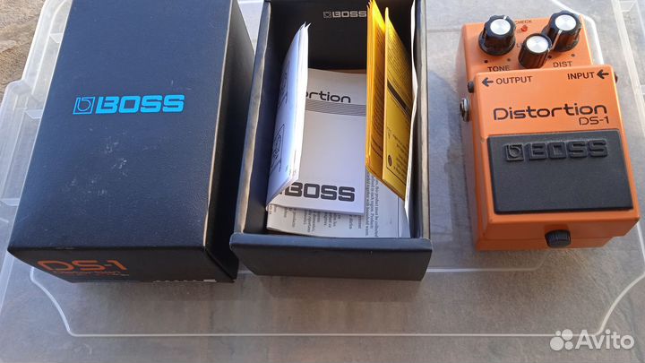 Педаль дисторшн Distortion DS-1 Boss