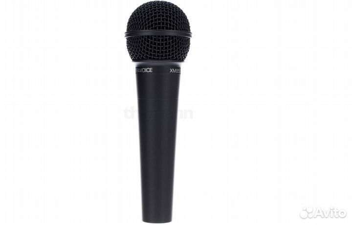 Динамический вокальный микрофон Behringer XM8500