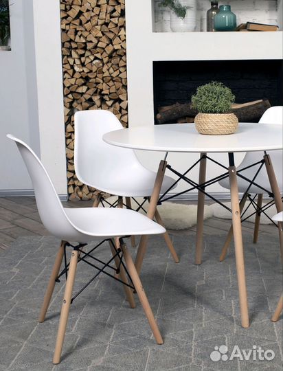 Кухонный стол +4 стула Eames, комплект, новый