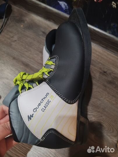 Лыжные ботинки