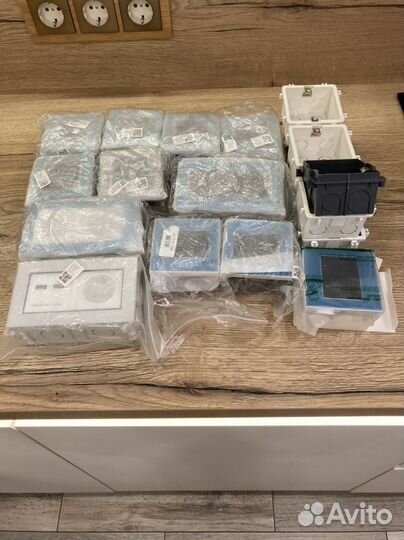 Выключатели, розетки, TV, розетки с USB