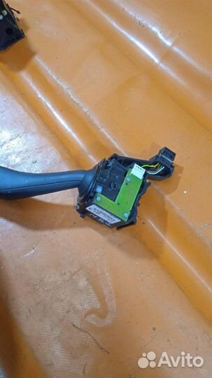 Переключатель подрулевой поворотов Skoda Octavia