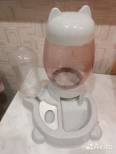 Автоматическая кормушка для кошек