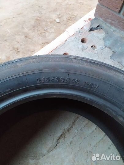 Yokohama 125T 3.75/7 R16 25L