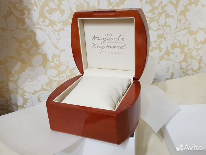 Футляр Auguste Reymond новая оригинал