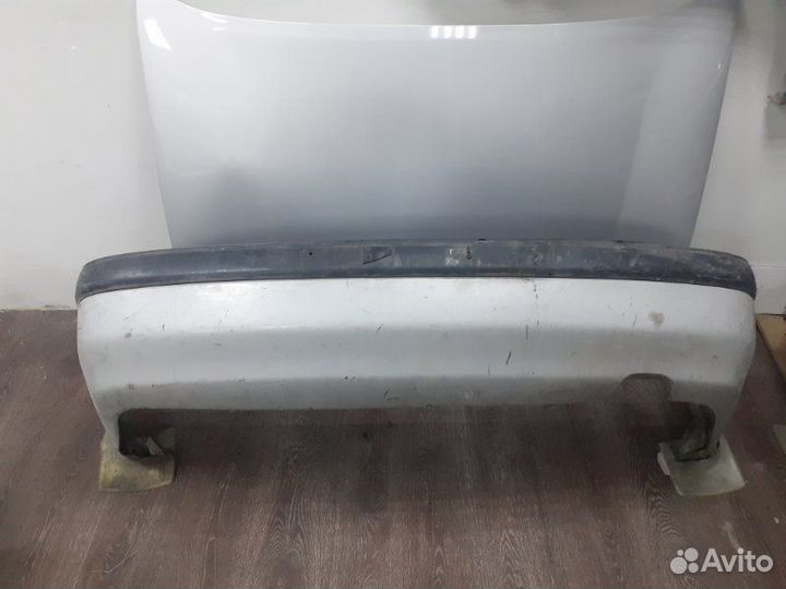 Бампер задний Toyota Corona Premio