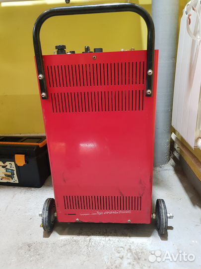 Пускозарядное устройство 12 24 в Prorab Strike 950