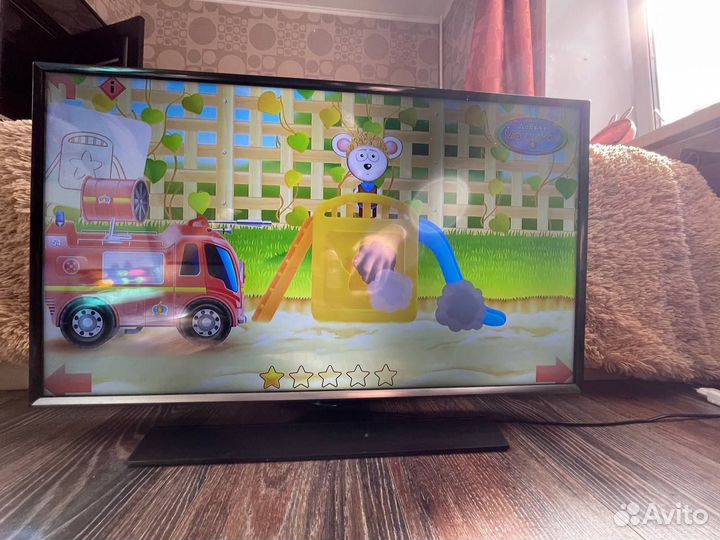 Телевизор Samsung T32E310EX