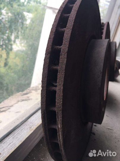 Диски тормозные передние BMW X5 E53