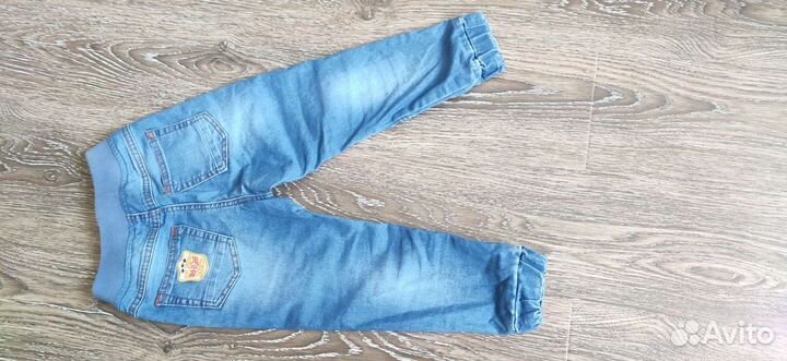 Джинсы 104