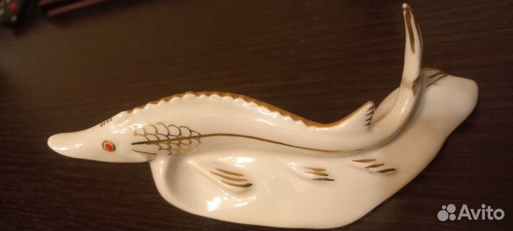 Фарфоровая статуэтка Осетр