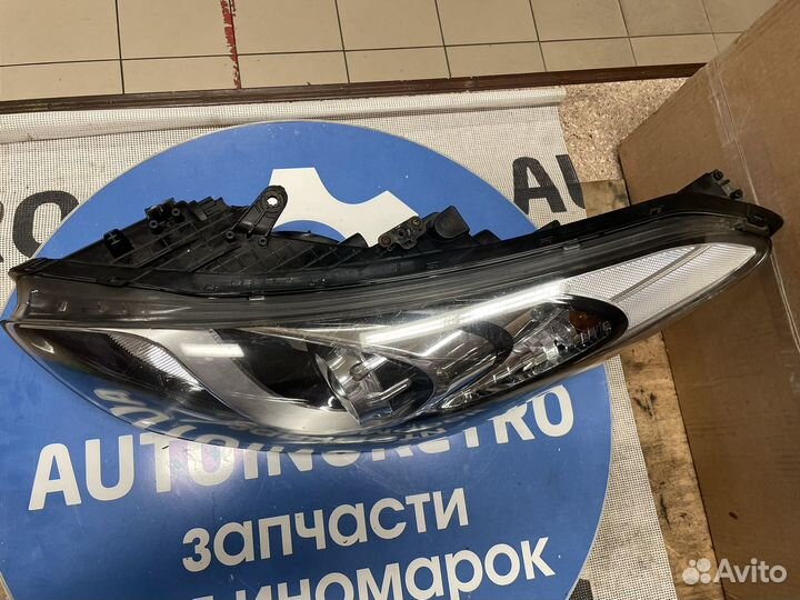 Фара левая Hyundai I30 92101A6030