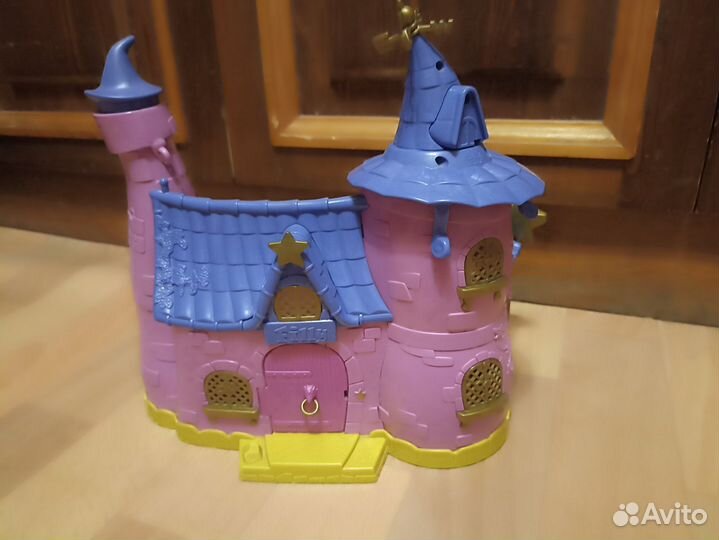 Игрушка Замок