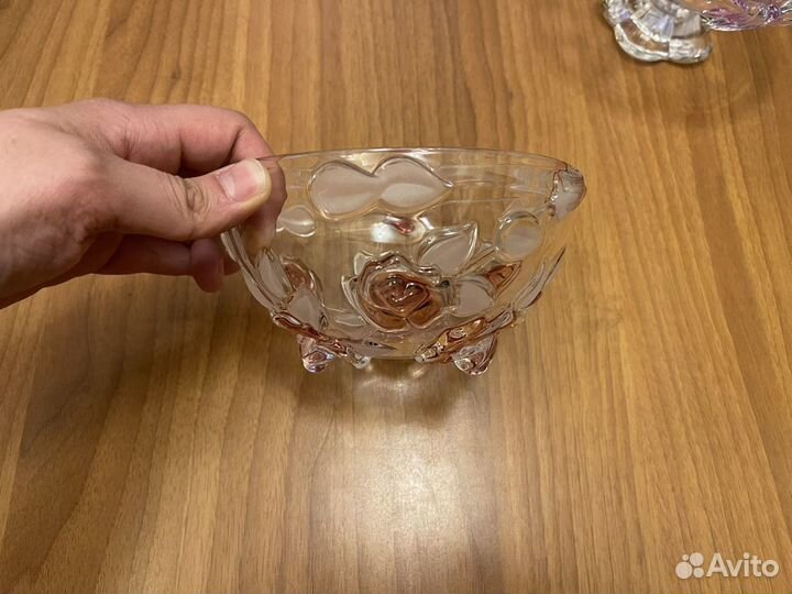 Салатница и блюдо для торта