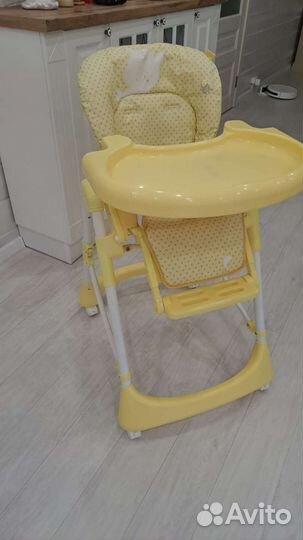 Детский стол и стул для кормления