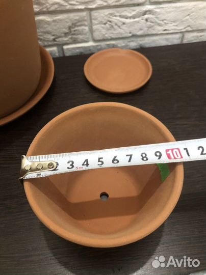 Горшок для цветов глиняный