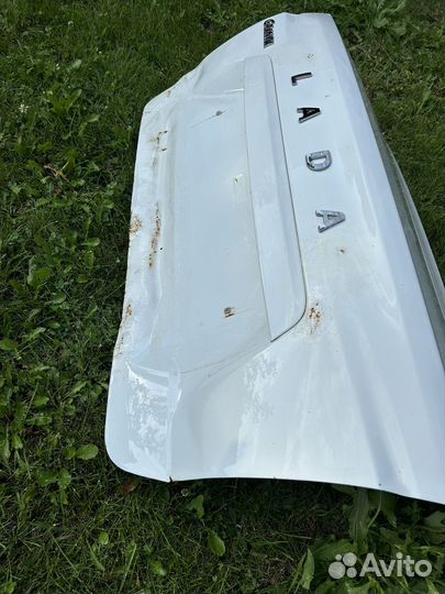 Крышка багажника LADA granta fl