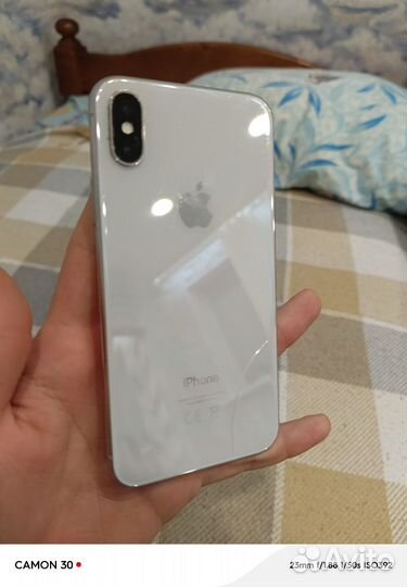 iPhone X, 64 ГБ