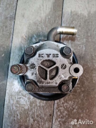 Насос гур Mitsubishi Galant 8