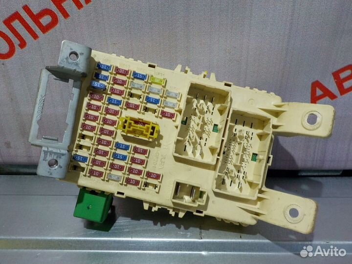 Блок предохранителей Хендай Солярис 1