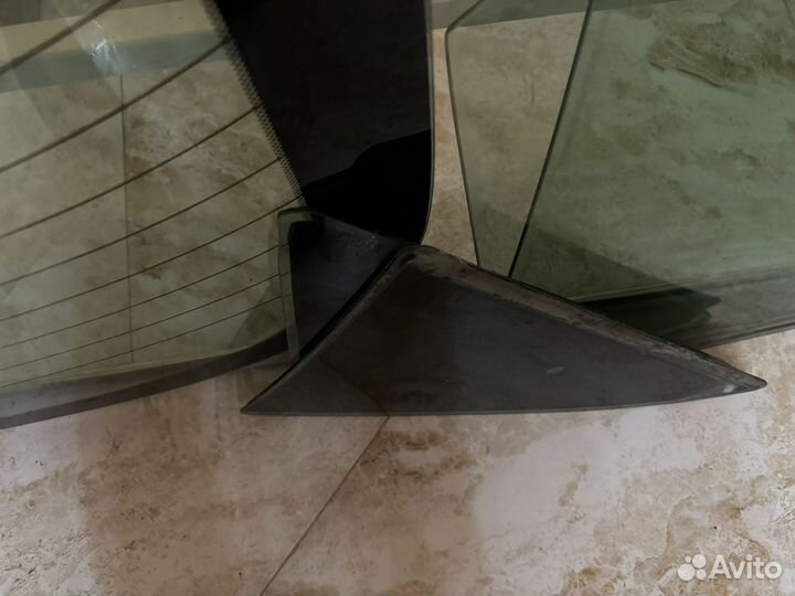 Заднее стекло camry 40